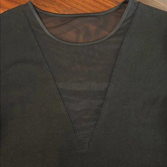 Express Black Comfy V-Neck Long Sleeved T-Shirt NWOT - Picture 6 of 8